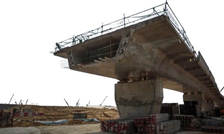 为什么中国的“基建狂魔”模式最终崩溃