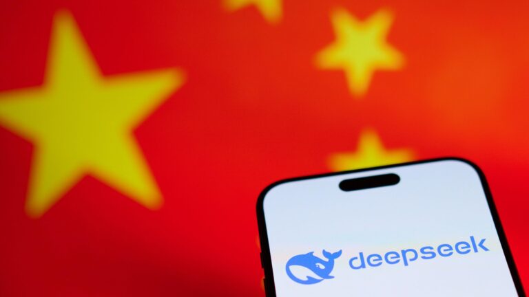 中美帝国主义冲突下出生的DeepSeek